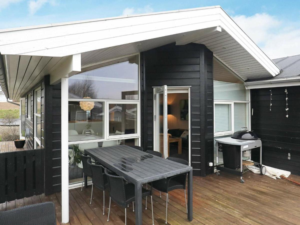 6 Person Holiday Home In Tranek R Fæbæk Εξωτερικό φωτογραφία